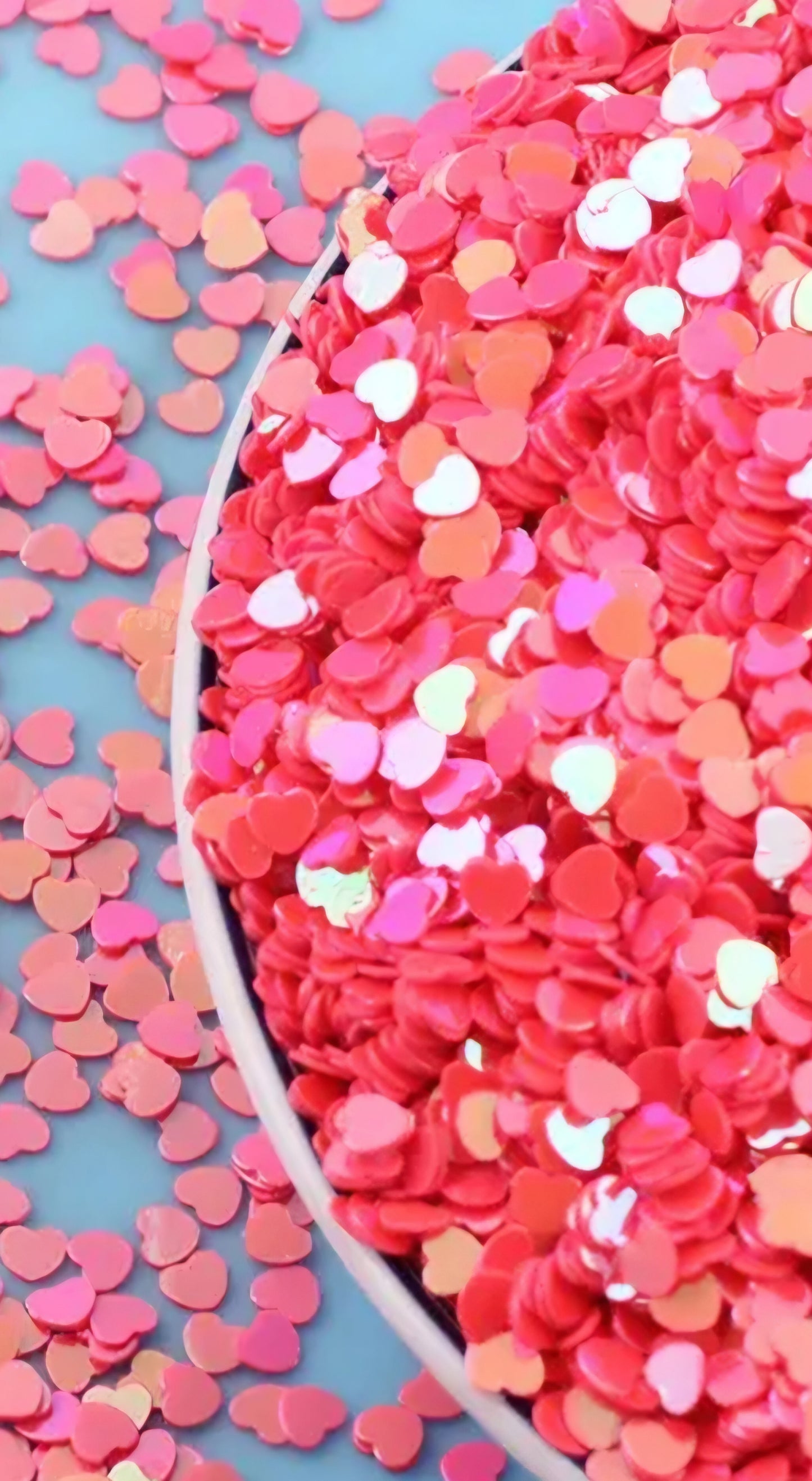 16G- hot pink heart 2oz