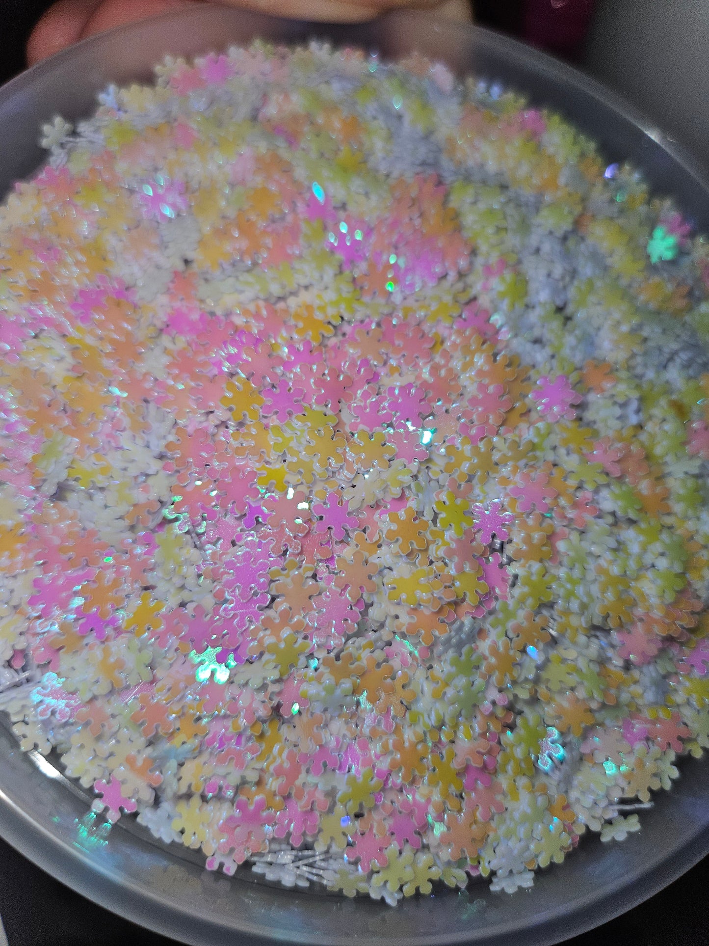 76G white shift snowflakes discontinued