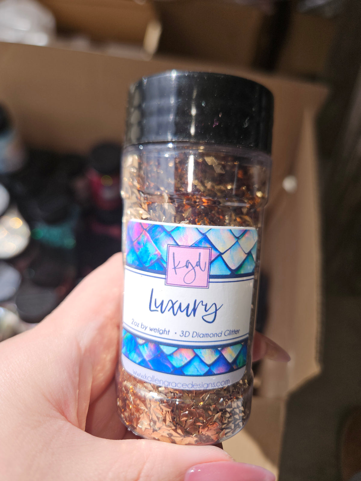 Luxury-diamond scales