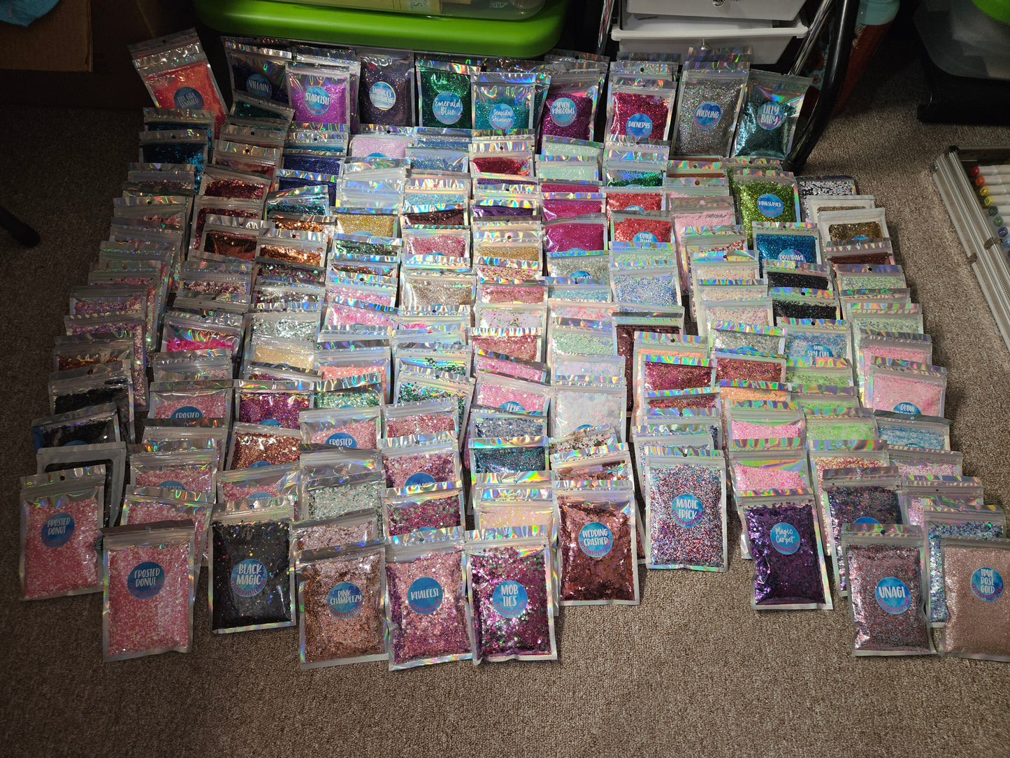 1oz Mystery glow glitter-no lable