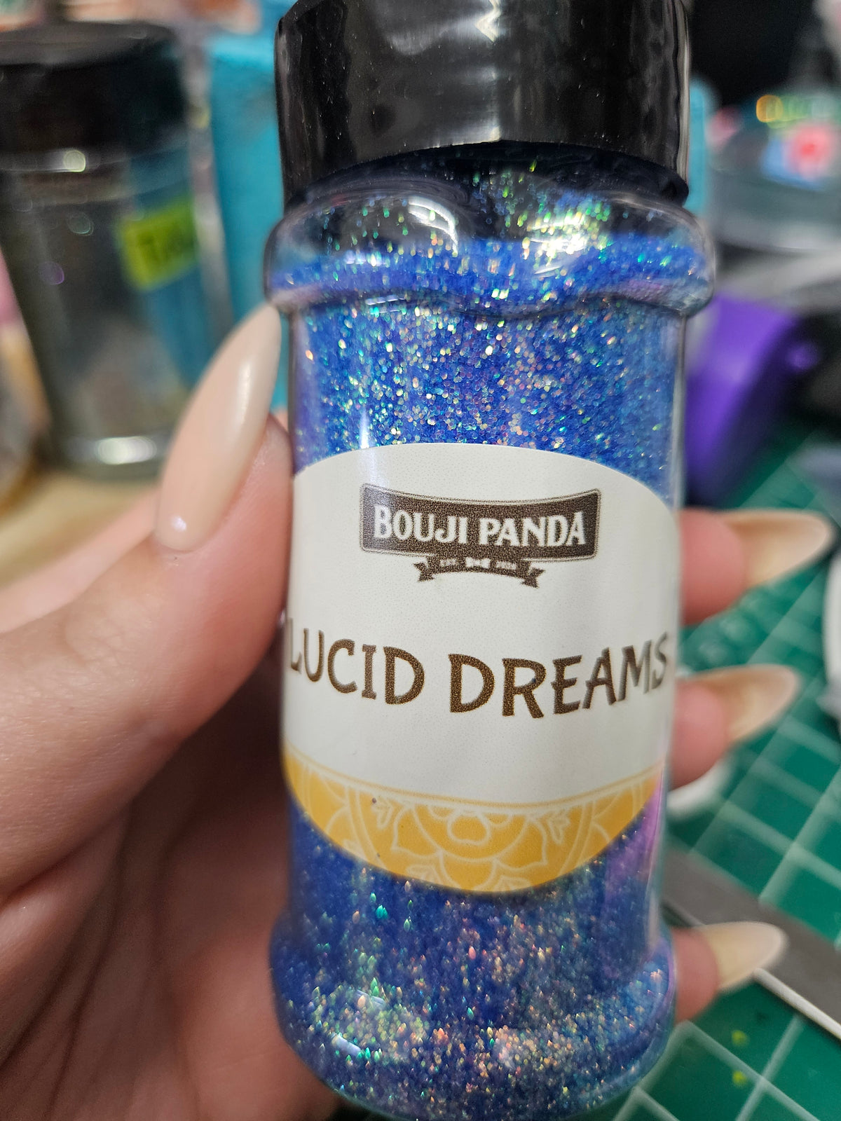 Lucid-fine