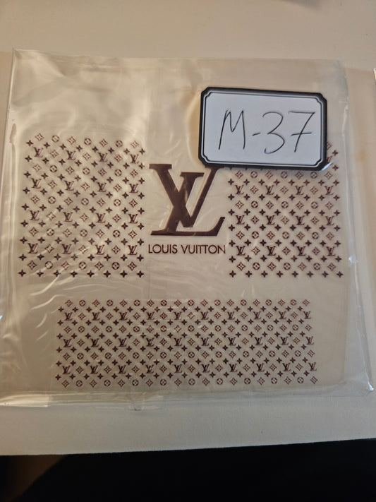 M37